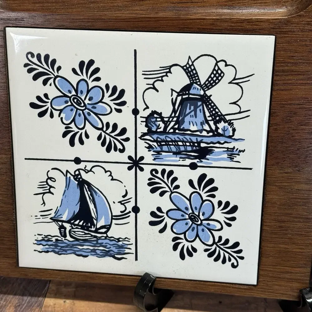Vtg Delft Style Ceramic Tile Wood Cheese Tray Charcuterie Board 2‎ Knives MCM